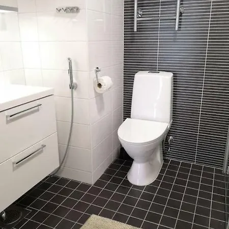 Hvc Lonnrotinkatu 30 *